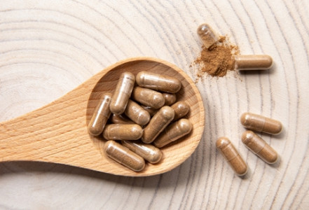 Ashwagandha pod lupou vědy: Opravdu funguje?