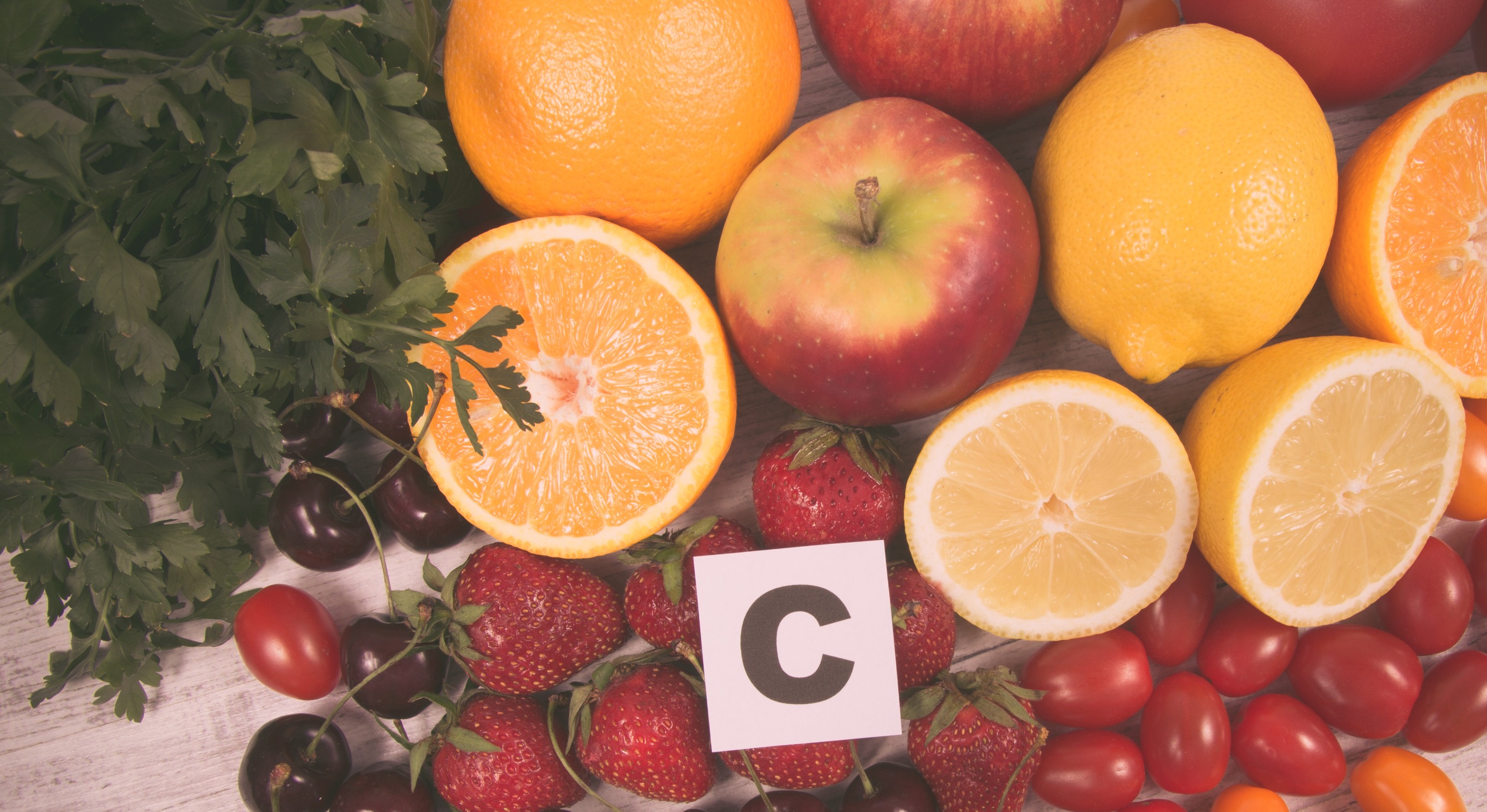 Vitamin c a citrony a pomeranče