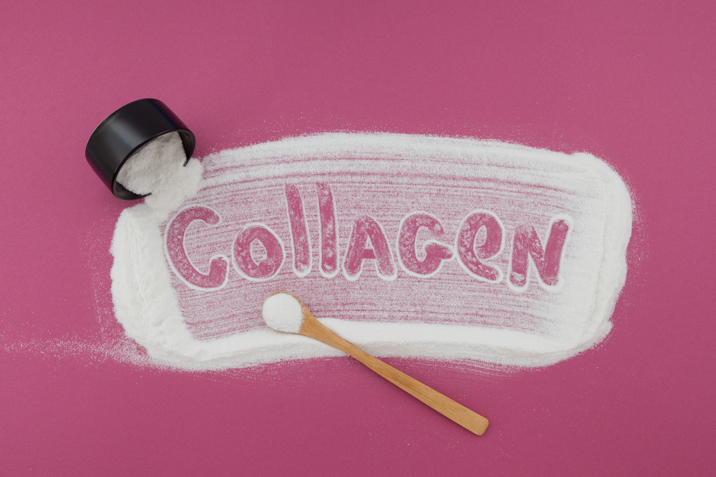 collagen popis na růžovém pozadí